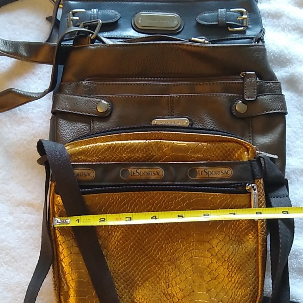 3 purses, crossbody bags.